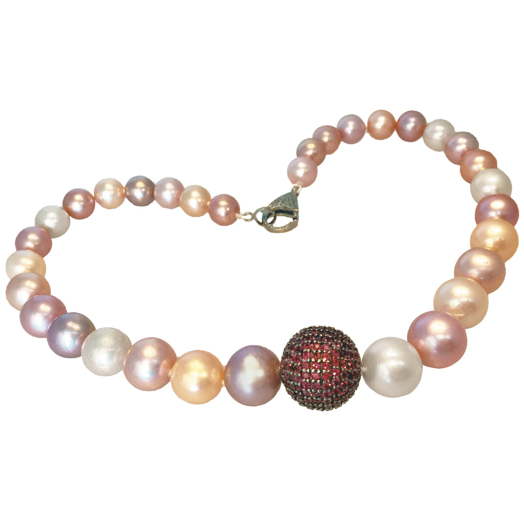 Stunning Edison pearls with pave’ pink sapphire bead